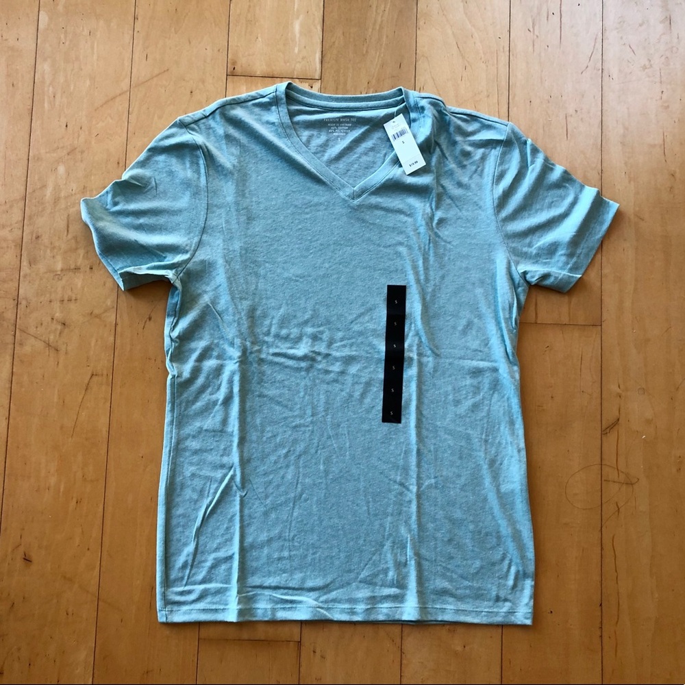 Banana Republic Premium Wash V Neck T-Shirt